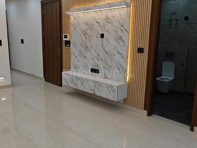 3 BHK Independent Builder Floor in Laxmi Nagar for resale New Delhi. The reference number is 21175374