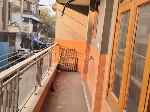 3 BHK Independent Builder Floor in Pul Prahlad Pur for rent New Delhi. The reference number is 20476938