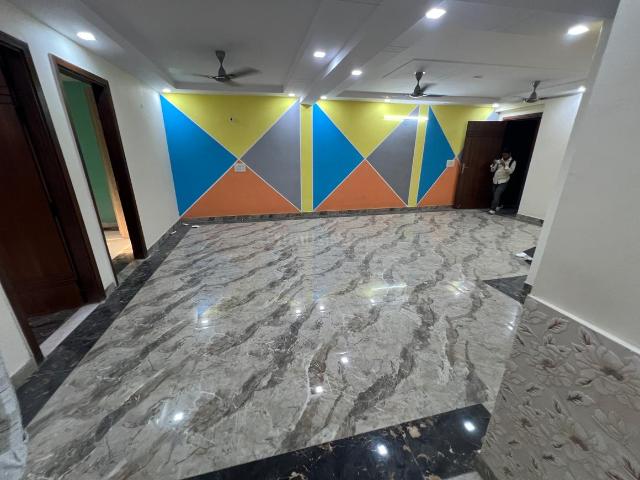 3 BHK Independent Builder Floor in Pul Prahlad Pur for rent New Delhi. The reference number is 21023231