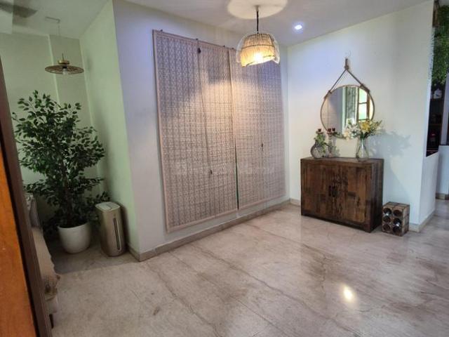 3 BHK Independent Builder Floor in Punjabi Bagh for resale New Delhi. The reference number is 21149261