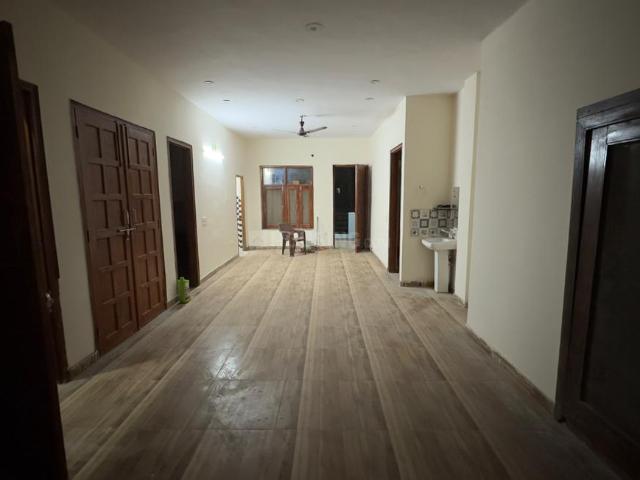3 BHK Independent Builder Floor in Palam Vihar for rent Gurgaon. The reference number is 20979233