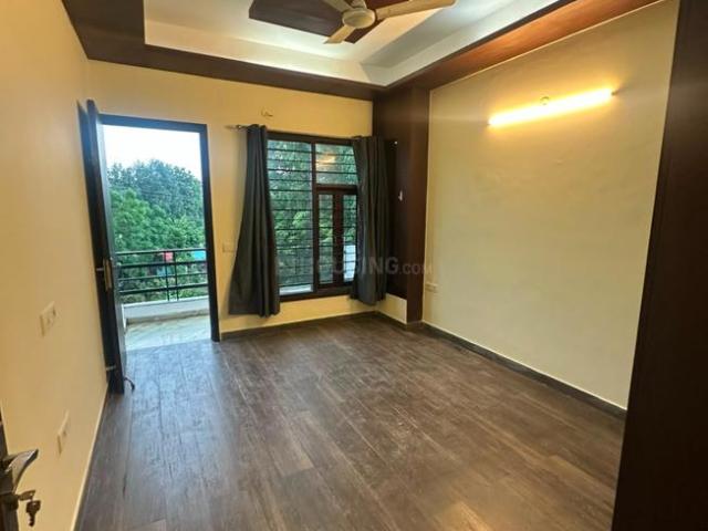 3 BHK Independent Builder Floor in Palam Vihar for rent Gurgaon. The reference number is 21096485