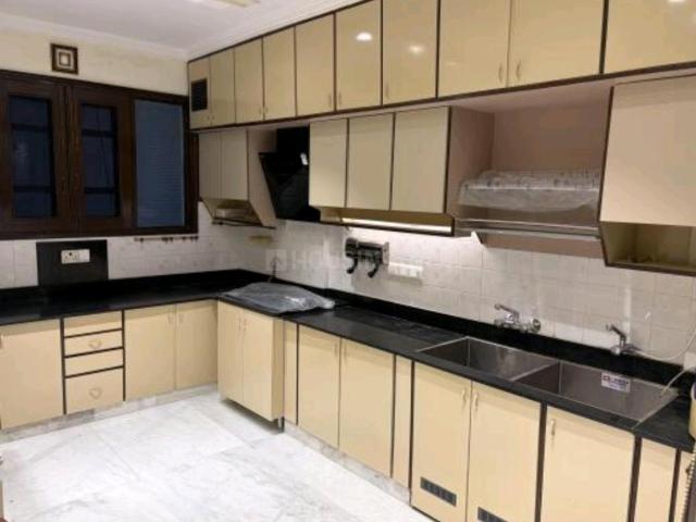 3 BHK Independent Builder Floor in Panchsheel Park for rent New Delhi. The reference number is 21087880
