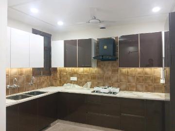 3 BHK Independent Builder Floor in Paschim Vihar for rent New Delhi. The reference number is 18798305