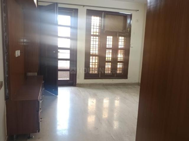 3 BHK Independent Builder Floor in Paschim Vihar for rent New Delhi. The reference number is 19148099