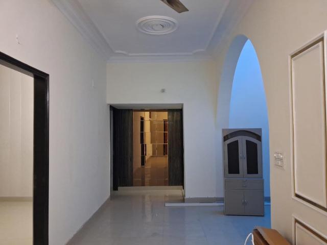 3 BHK Independent Builder Floor in Paschim Vihar for rent New Delhi. The reference number is 19202425