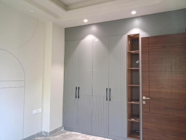 3 BHK Independent Builder Floor in Paschim Vihar for rent New Delhi. The reference number is 19211990