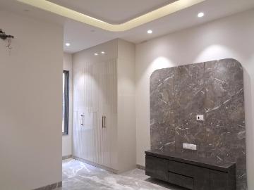 3 BHK Independent Builder Floor in Paschim Vihar for rent New Delhi. The reference number is 19263992
