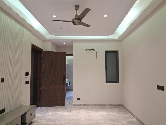 3 BHK Independent Builder Floor in Paschim Vihar for rent New Delhi. The reference number is 19801634