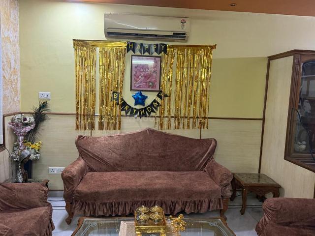 3 BHK Independent Builder Floor in Paschim Vihar for rent New Delhi. The reference number is 19864834