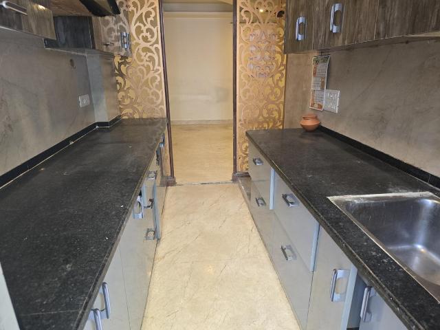 3 BHK Independent Builder Floor in Paschim Vihar for rent New Delhi. The reference number is 19996107