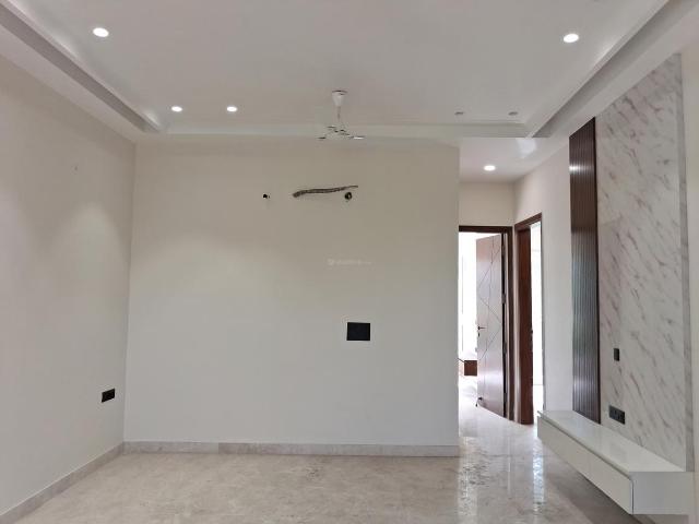 3 BHK Independent Builder Floor in Paschim Vihar for rent New Delhi. The reference number is 20688941