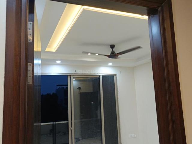 3 BHK Independent Builder Floor in Paschim Vihar for rent New Delhi. The reference number is 20682840