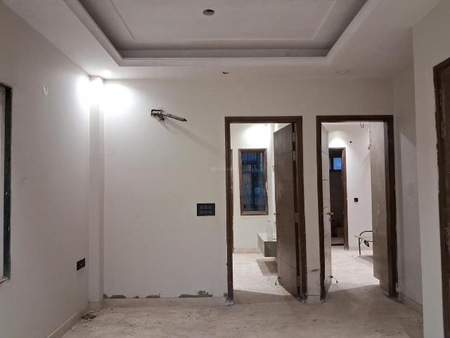 3 BHK Independent Builder Floor in Paschim Vihar for rent New Delhi. The reference number is 20697030