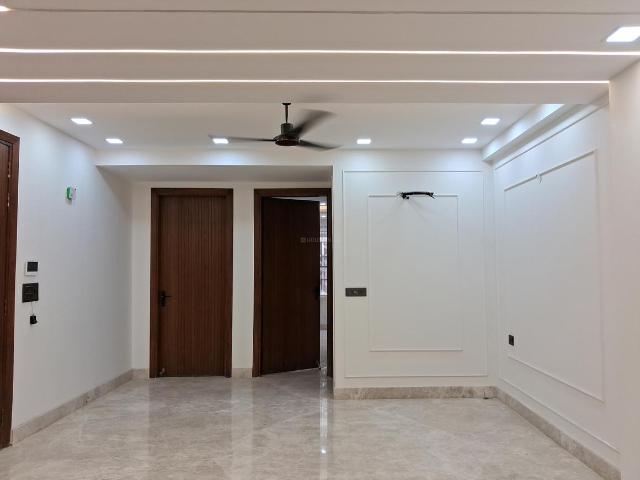 3 BHK Independent Builder Floor in Paschim Vihar for rent New Delhi. The reference number is 20735974