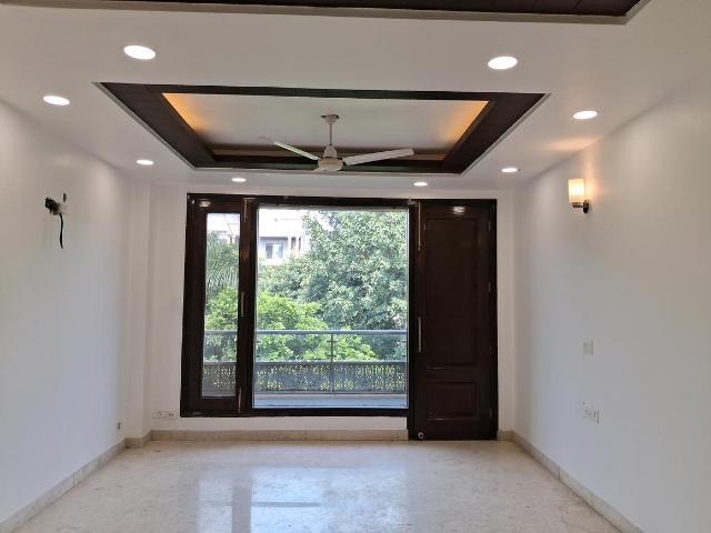 3 BHK Independent Builder Floor in Paschim Vihar for rent New Delhi. The reference number is 20957618