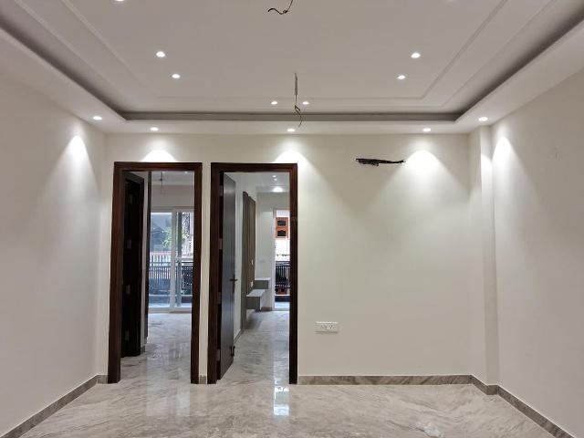 3 BHK Independent Builder Floor in Paschim Vihar for rent New Delhi. The reference number is 21003231