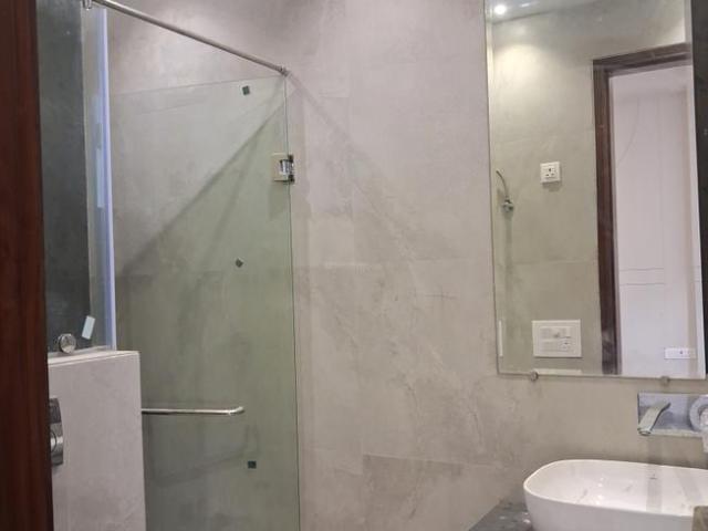 3 BHK Independent Builder Floor in Paschim Vihar for rent New Delhi. The reference number is 21307637