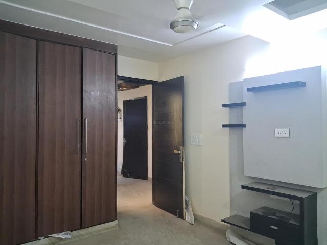 3 BHK Independent Builder Floor in Paschim Vihar for rent New Delhi. The reference number is 21354973