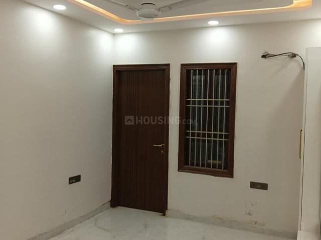 3 BHK Independent Builder Floor in Paschim Vihar for resale New Delhi. The reference number is 19618979