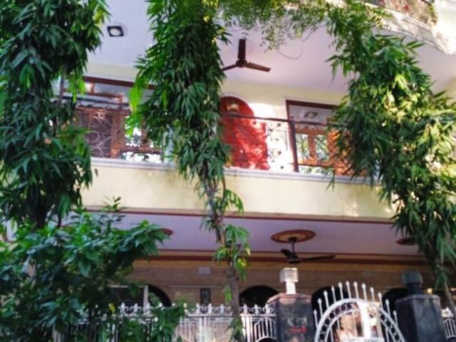 3 BHK Independent Builder Floor in Paschim Vihar for resale New Delhi. The reference number is 14339775