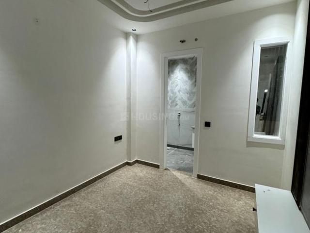 3 BHK Independent Builder Floor in Paschim Vihar for resale New Delhi. The reference number is 17575075