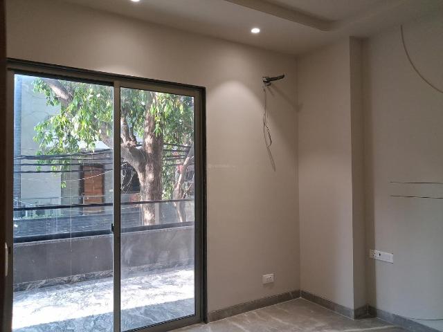 3 BHK Independent Builder Floor in Paschim Vihar for resale New Delhi. The reference number is 18699949