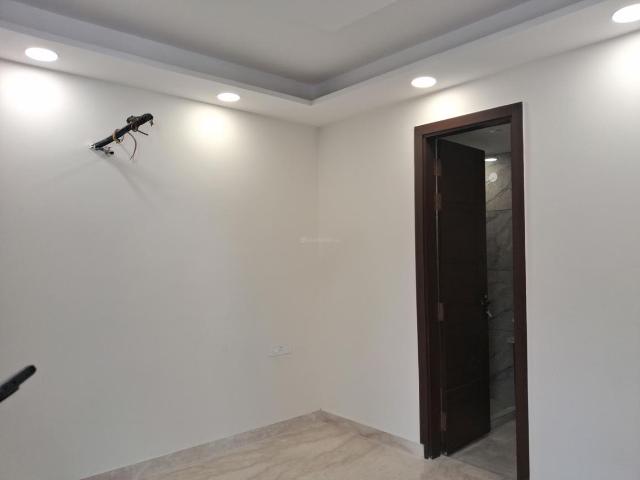 3 BHK Independent Builder Floor in Paschim Vihar for resale New Delhi. The reference number is 19607660