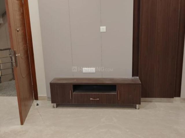 3 BHK Independent Builder Floor in Paschim Vihar for resale New Delhi. The reference number is 19855592