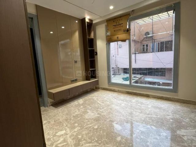 3 BHK Independent Builder Floor in Paschim Vihar for resale New Delhi. The reference number is 19926092