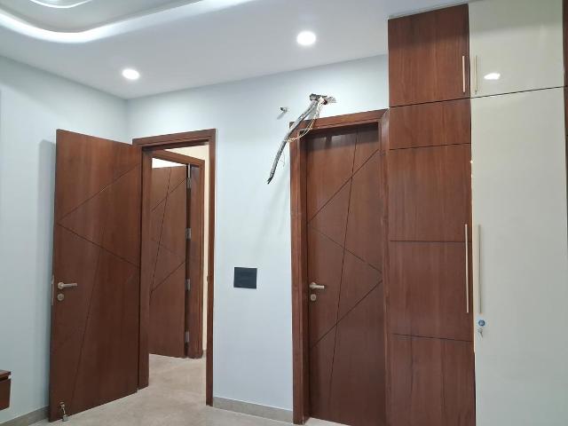 3 BHK Independent Builder Floor in Paschim Vihar for resale New Delhi. The reference number is 19206913