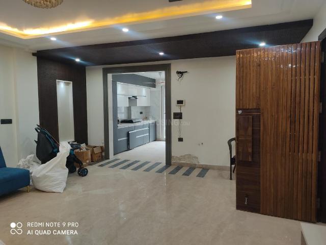 3 BHK Independent Builder Floor in Paschim Vihar for resale New Delhi. The reference number is 19288539