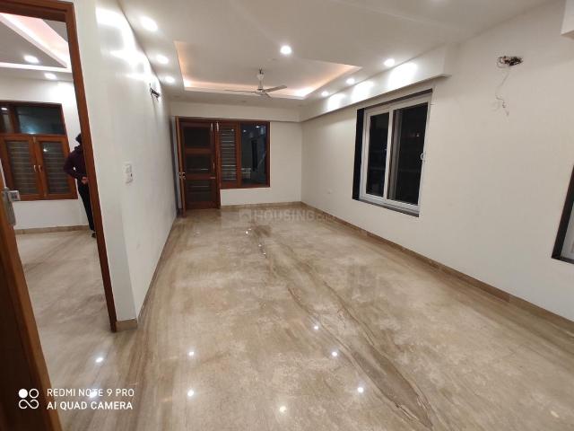 3 BHK Independent Builder Floor in Paschim Vihar for resale New Delhi. The reference number is 19360073