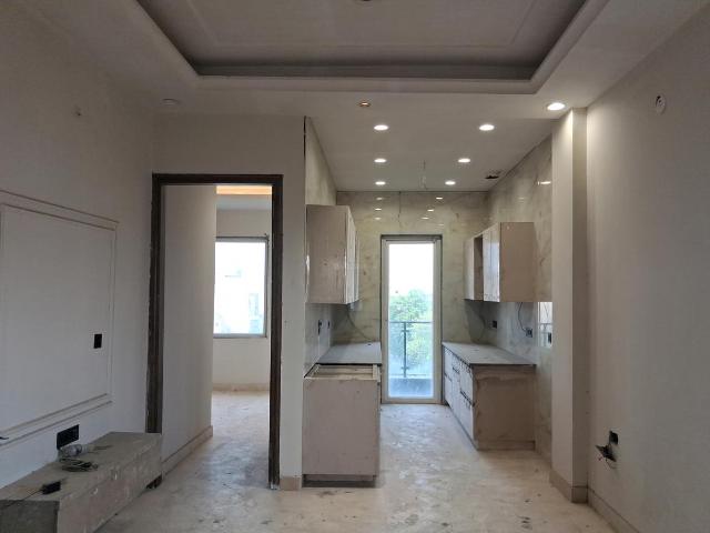 3 BHK Independent Builder Floor in Paschim Vihar for resale New Delhi. The reference number is 20500872