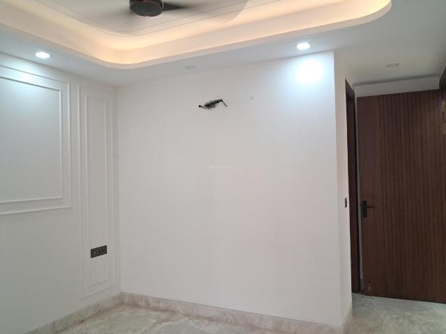 3 BHK Independent Builder Floor in Paschim Vihar for resale New Delhi. The reference number is 20575014