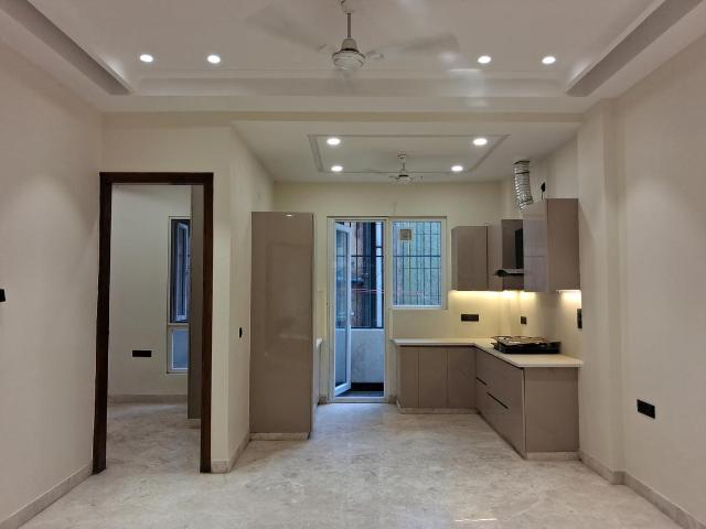 3 BHK Independent Builder Floor in Paschim Vihar for resale New Delhi. The reference number is 20696790