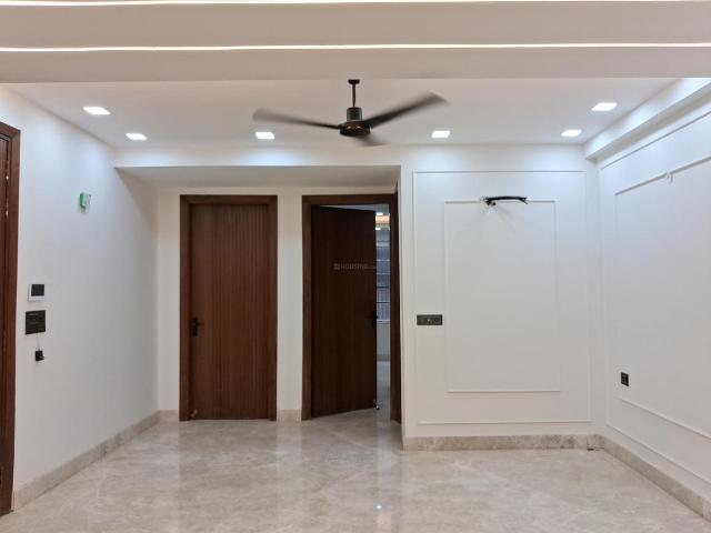3 BHK Independent Builder Floor in Paschim Vihar for resale New Delhi. The reference number is 20745631