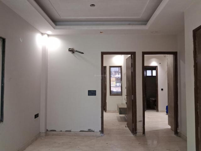 3 BHK Independent Builder Floor in Paschim Vihar for resale New Delhi. The reference number is 20882009