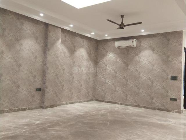 3 BHK Independent Builder Floor in Paschim Vihar for resale New Delhi. The reference number is 20024705