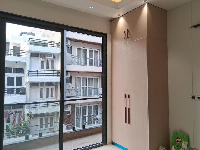 3 BHK Independent Builder Floor in Paschim Vihar for resale New Delhi. The reference number is 20085866