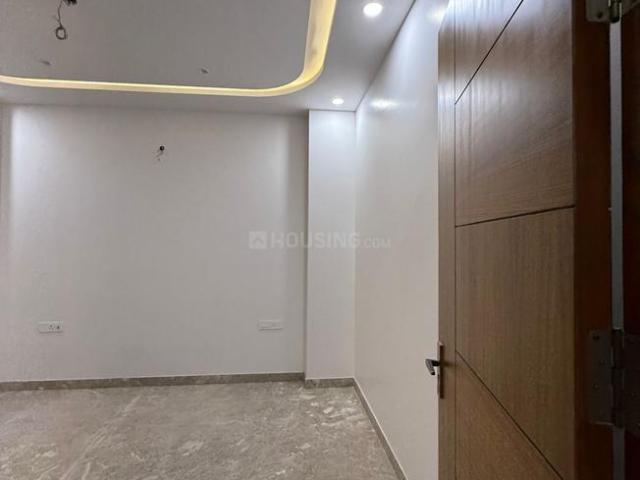 3 BHK Independent Builder Floor in Paschim Vihar for resale New Delhi. The reference number is 20225926