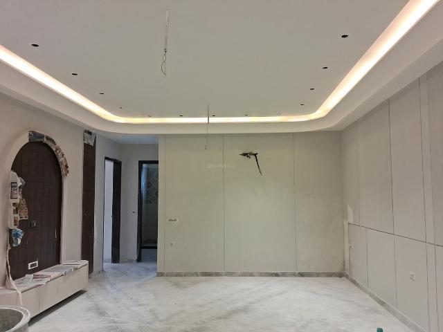 3 BHK Independent Builder Floor in Paschim Vihar for resale New Delhi. The reference number is 21020634
