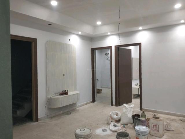 3 BHK Independent Builder Floor in Paschim Vihar for resale New Delhi. The reference number is 21059476