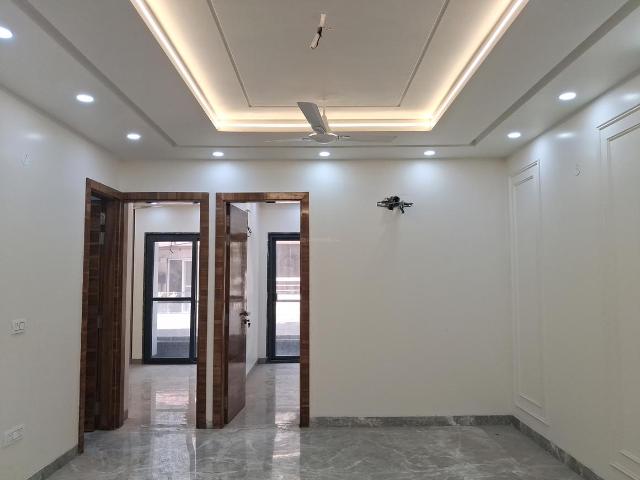 3 BHK Independent Builder Floor in Paschim Vihar for resale New Delhi. The reference number is 21121214