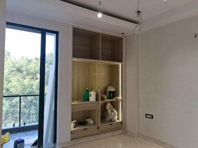 3 BHK Independent Builder Floor in Paschim Vihar for resale New Delhi. The reference number is 21172487