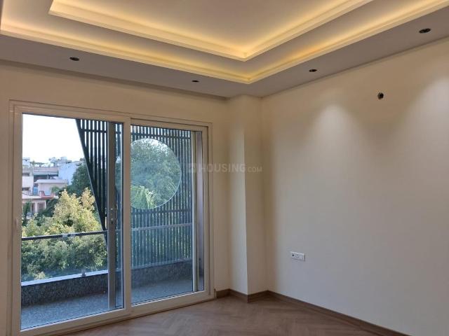 3 BHK Independent Builder Floor in Paschim Vihar for resale New Delhi. The reference number is 21215632
