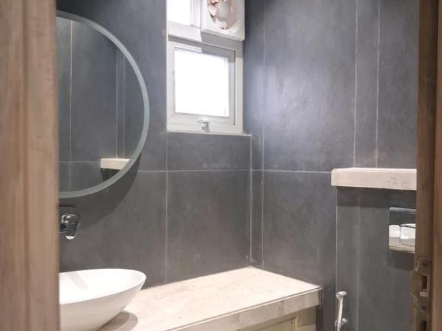 3 BHK Independent Builder Floor in Paschim Vihar for resale New Delhi. The reference number is 21303680