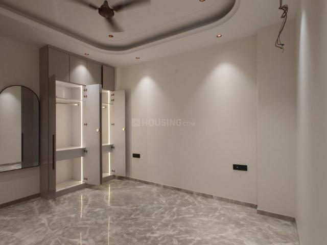 3 BHK Independent Builder Floor in Paschim Vihar for resale New Delhi. The reference number is 21362021
