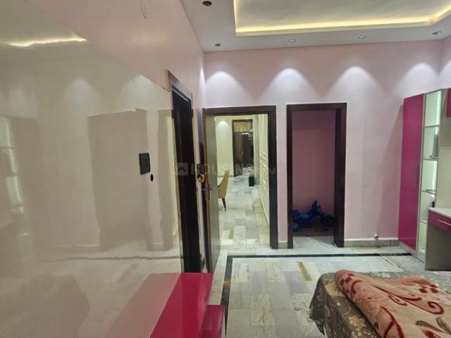 3 BHK Independent Builder Floor in Patel Nagar for rent New Delhi. The reference number is 19965424