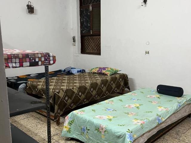 3 BHK Independent Builder Floor in Patel Nagar for rent New Delhi. The reference number is 21255868